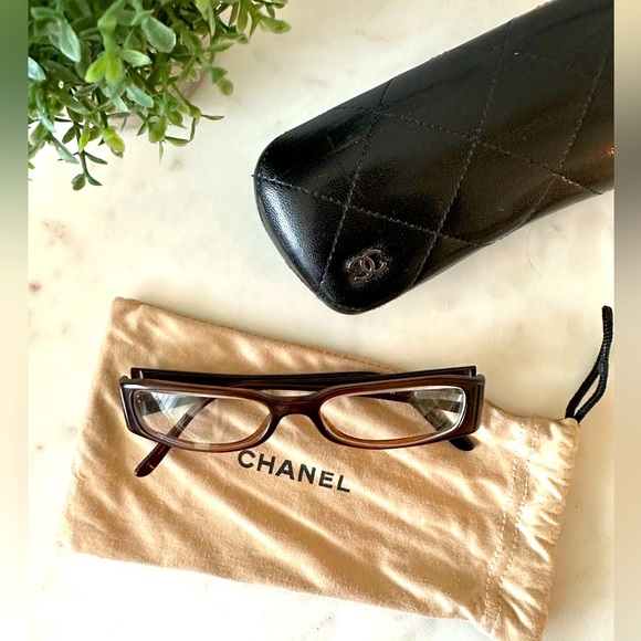 Chanel brown eyeglasses - Picture 1 of 5